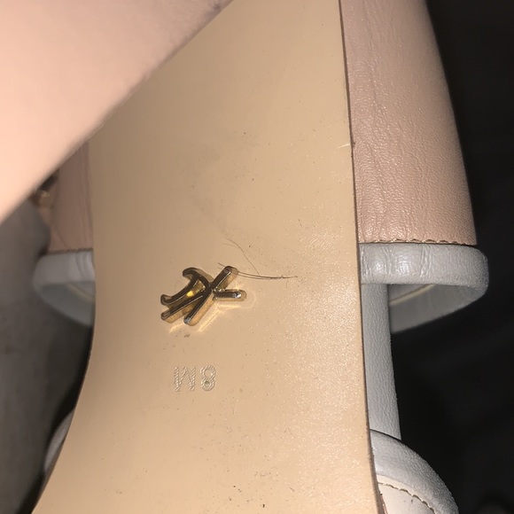 Chunky Heels - Picture 6 of 6